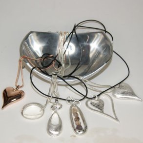 Metal/Læder Halskæde