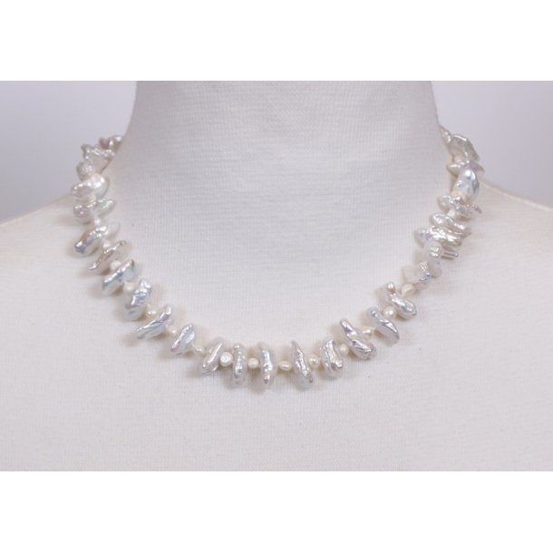 100-12 Designer pearls White P#50