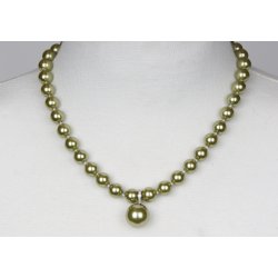 100-49 Queen 47 cm 10mm shellpearl
