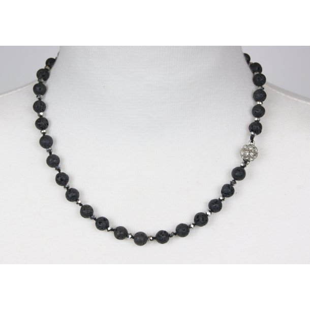 100-79 9 mm Black Queen 47 cmLava necklace/crystal CG # 31	silver dark