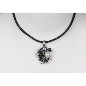 MJ-085 garland with perl