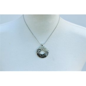 NMJ-134 wheels with black diamonds (silver chain)