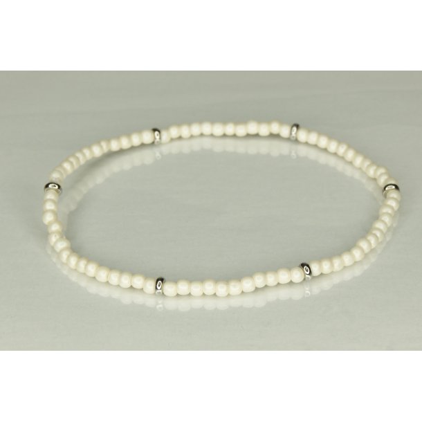 Glass Pearls 3 mm with 6 Silver Off white