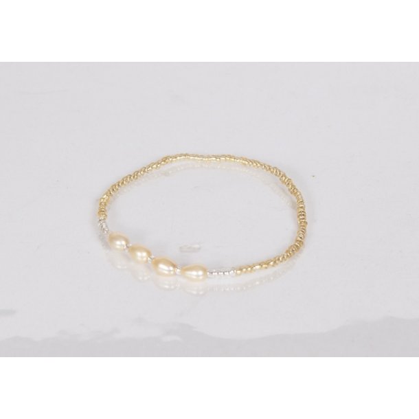 perals bracelet/smalle perals light broun / Gold