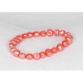 Peach perals bracelet