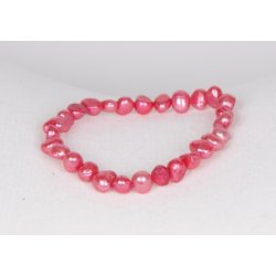 Peach perals bracelet