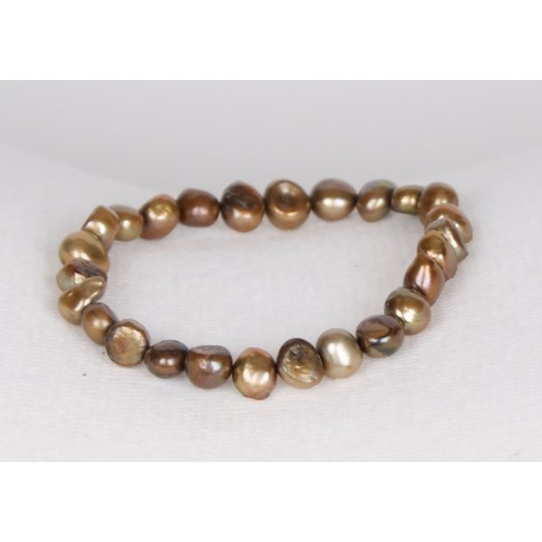Peach perals bracelet Gold	P#26