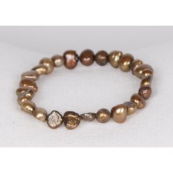 Peach perals bracelet