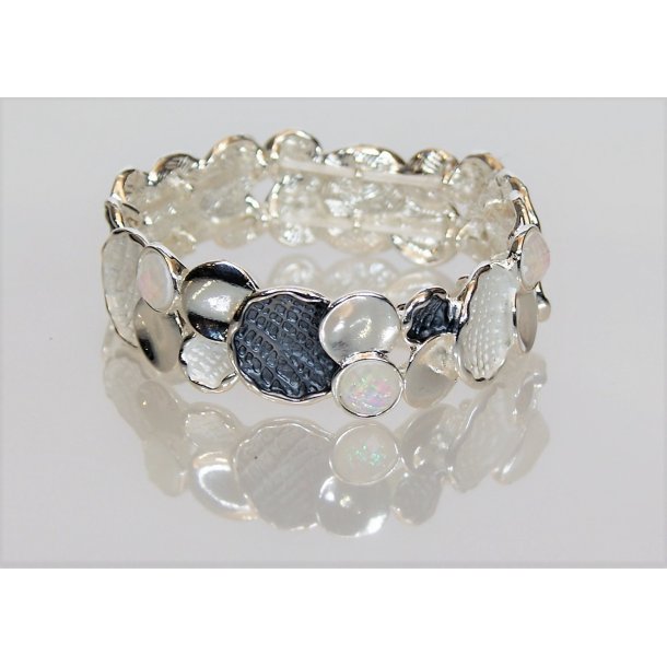  Bracelet various round plates