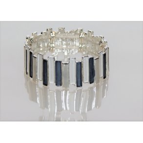  Bracelet uneven railings