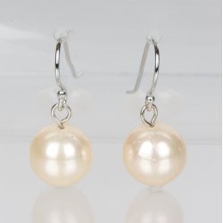 400-61 Queen hang earrings shellpearl 8 mm