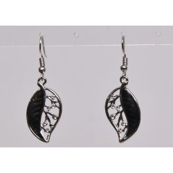 leaf with haff black Hang earrings