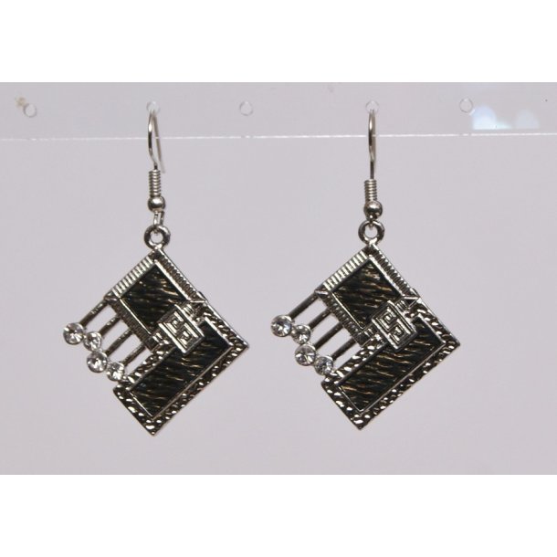  black design art 1 Hang earrings