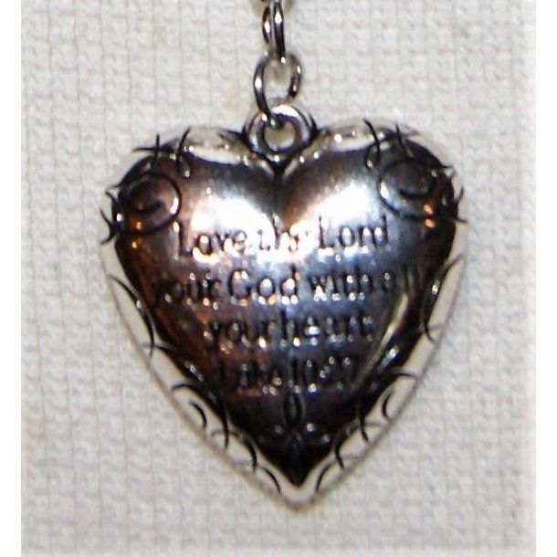 Charm-002 heart with writing
