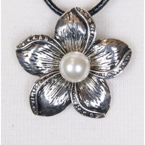 MJ-86 silver flower with pearl