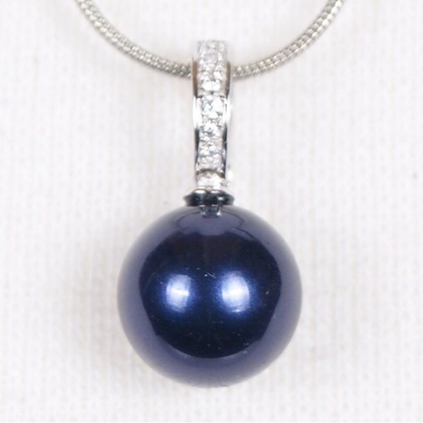  425-50 Queen shellpearl pearl 12 mm Charm ST #620 Deep Blue