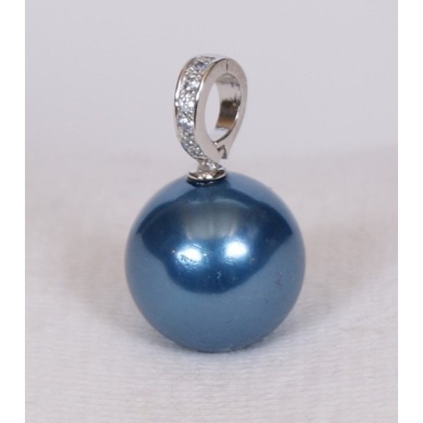 425-51 Queen shellpearl pearl 16 mm Charm  ST# 219 Light Blue