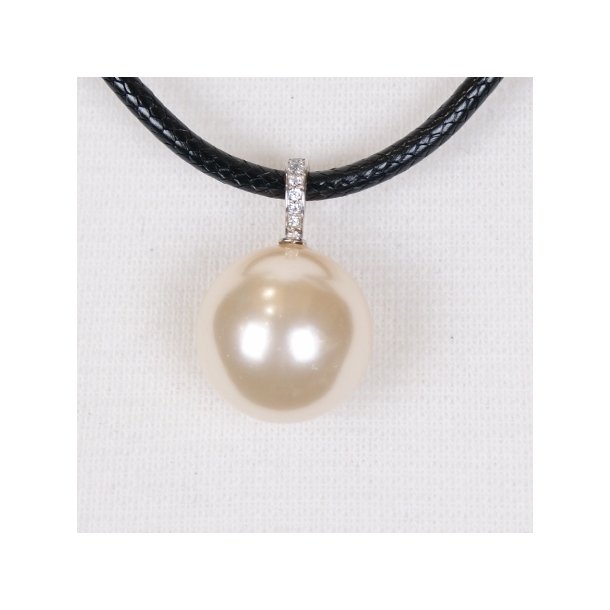 425-52 Queen shellpearl pearl 22 mm Charm ST#204 Off White