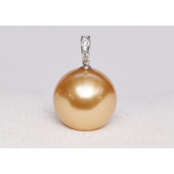 425-52 Queen shellpearl pearl 22 mm Charm ST-608 Carry 	