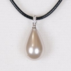 425-53 Queen Drop shellpearl pearl 16 x 25 mm Charm