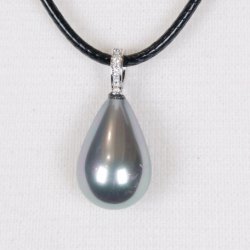 425-53 Queen Drop shellpearl pearl 16 x 25 mm Charm