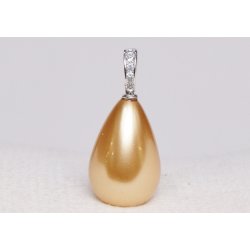 425-53 Queen Drop shellpearl pearl 16 x 25 mm Charm