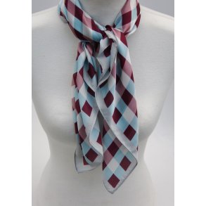 Dark red	70 x 70 cm Silkfeeling MKP-016 diced